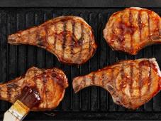 World's Best Honey Garlic Pork Chops Photo 4