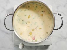 Delicious Ham and Potato Soup Photo 5