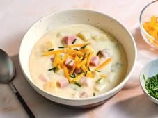 Delicious Ham and Potato Soup Photo 6