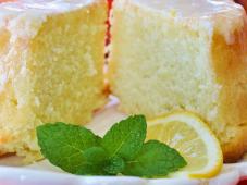 Lemon Buttermilk Pound Cake with Aunt Evelyn's Lemon Glaze Photo 8