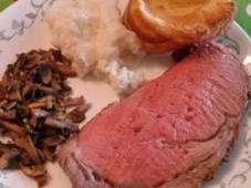 Prime Rib Au Jus with Yorkshire Pudding Photo 8