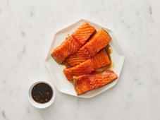 Sweet Glazed Salmon Photo 4