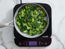 Broccoli and Chicken Stir-Fry Photo 5