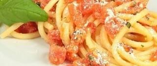 Pasta with Tomatoes Photo