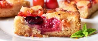 Fresh Cherry Cake Photo