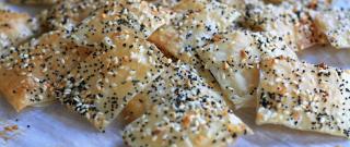 "Everything" Seasoning Phyllo Crackers Photo