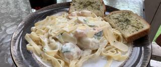 Better-Than-Olive Garden Alfredo Sauce Photo