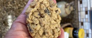 Beth's Spicy Oatmeal Raisin Cookies Photo