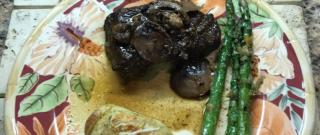 Easy Flat Iron Steak in Wine Sauce Photo