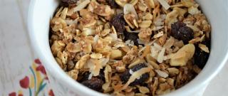 Canadian Vegan Peanut Butter Granola Recipe Photo