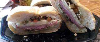 Real N'awlins Muffuletta Photo