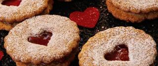 Raspberry Linzer Cookies Photo