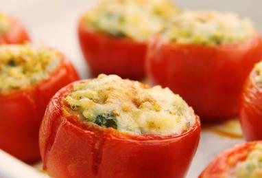 Stuffed Tomatoes with Pesto Sauce Photo 1