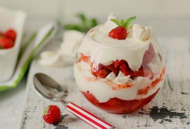 Eton Mess Dessert Photo 1