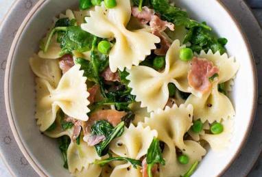 Bowtie Pasta with Peas, Prosciutto, and Arugula Photo 1