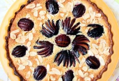 Plum and Frangipane Tart Photo 1