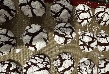 Chocolate Crinkle Cookies Photo 1