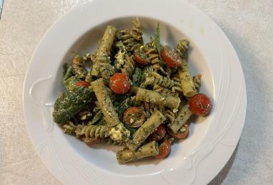 Pesto Pasta Salad Photo 1