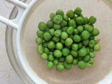 Salad with Lentils, Broccoli and Green Peas Photo 3