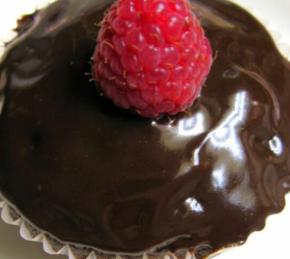 Cupcakes with Chocolate Ganache Photo