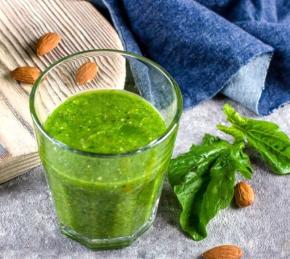 Healthy Green Smoothies with Kiwi and Spinach Photo