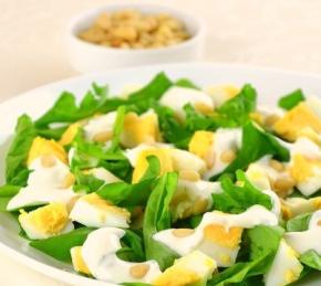 Simple Rocket Salad with Eggs Photo