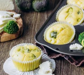 Healthy Broccoli Muffins Recipe for Kids Photo