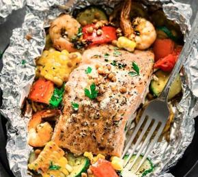 Mediterranean Salmon Baked in Foil Photo