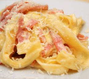 Spaghetti with Ham Photo