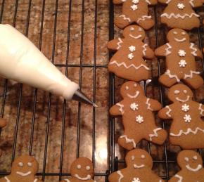 Gingerbread Cookie Frosting Photo