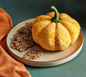 Pumpkin Cheese Ball Photo