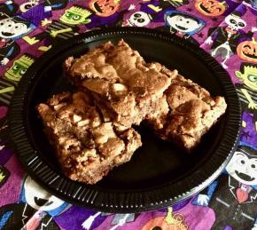 Leftover Halloween Candy Bar Blondies Photo