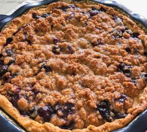 Blueberry Crumb Pie Photo