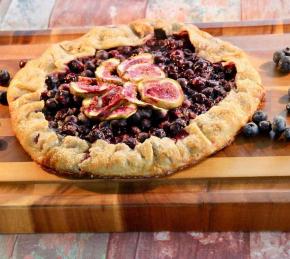 Rustic Blueberry and Fig Crostata Photo