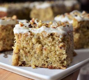 Toasted Almond and Coconut Cake with White Chocolate Ganache Photo