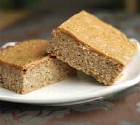 High-Fiber, High-Protein Breakfast Bars Photo