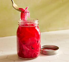 Pickled Red Onions Photo