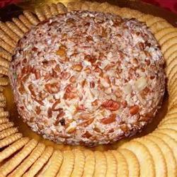 Christmas Cheese Ball Photo