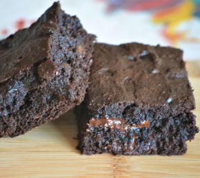 Low-Sugar Date Brownies Photo