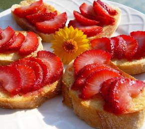 Strawberry Bruschetta Photo