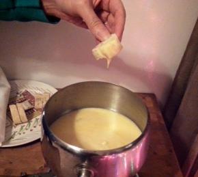 Best Formula Three-Cheese Fondue Photo