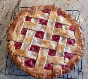 Baked Fresh Cherry Pie Photo