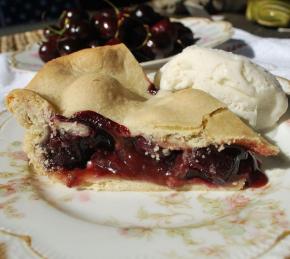 Sweet Washington Cherry Pie Photo