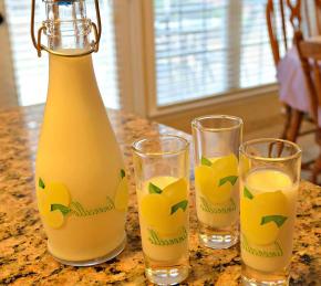 Crema di Limoncello (Cream of Limoncello) Photo