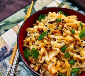 Garlic Chili Oil Noodles Photo