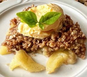 Microwave Apple Crisp Photo