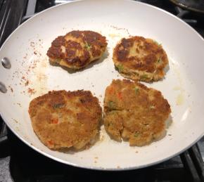 Lori's Famous Crab Cakes Photo