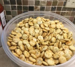 Seasoned Oyster Crackers Photo