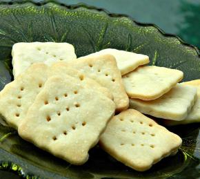 Gluten-Free Butter Crackers Photo