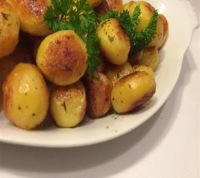 Crispy Baby Potatoes Photo